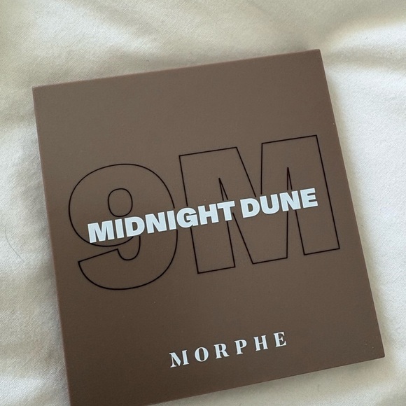 Morphe 9M Midnight Dune Eyeshadow Palette - Picture 5 of 5